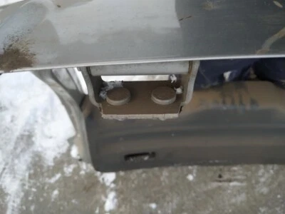 Bisagras capó trasero derecho Mitsubishi Space Star 2000 usadas, genuinas #1505458-58 Foto 1 de 4