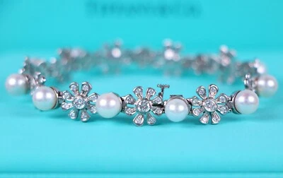 $16,500 Tiffany & Co Paloma Picasso Platinum Diamond Pearl Daisy Flower Bracelet - Image 1 of 4