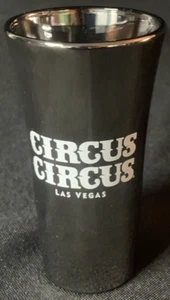 Vaso de chupito de plata Circus Circus con logotipo esmerilado 4" - Imagen 1 de 8
