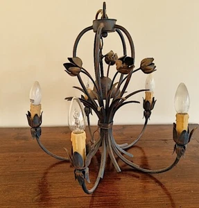 LUSTRE feuillage, métal peint noir vintage, 5 lampes complet. Cablage complet - Imagen 1 de 7