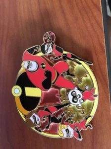 THE INCREDIBLES FAMILY STAINED TALES BELOVED DISNEY PIXAR FANTASY PIN LE 50 - Picture 1 of 3