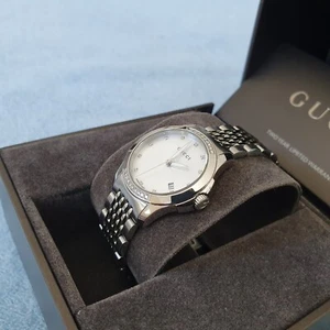 Gucci 126.5 Women's Watch with Diamond Bezel and Hour Markers (A259) - Picture 1 of 13