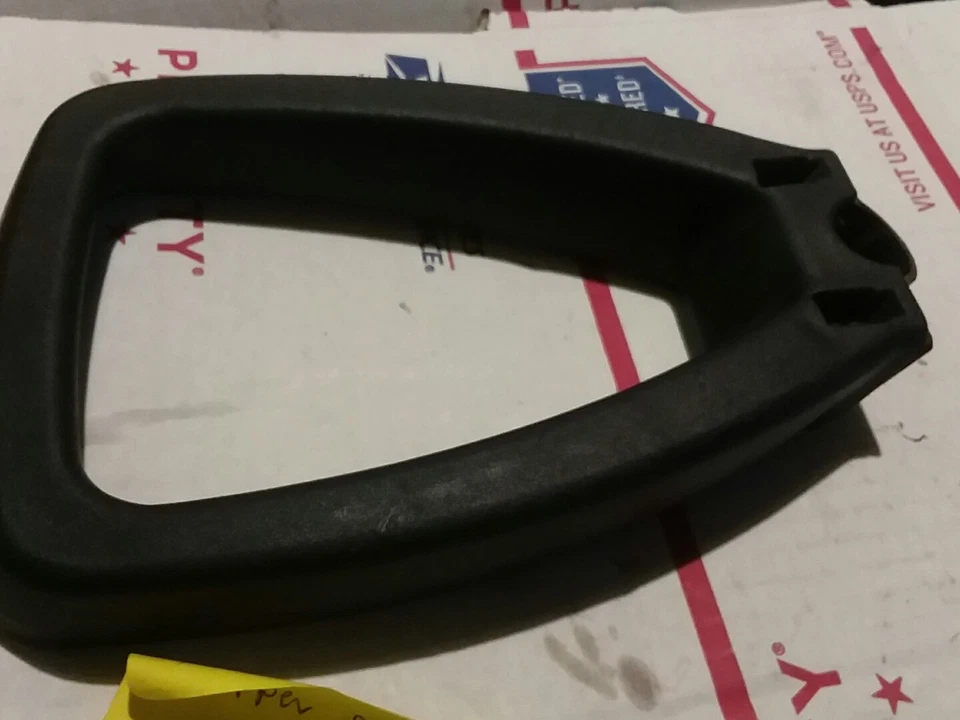 SNAPPER p212cst handle   trimmer part only bin 282  - Image 1 of 2