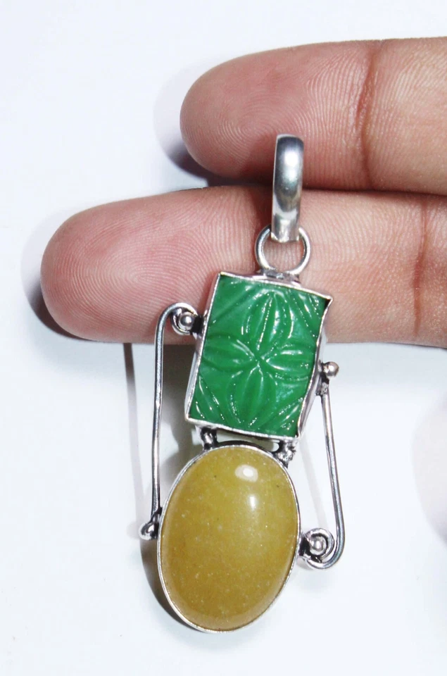 Colgante hecho a mano de piedras preciosas de ónix tallado de calcita joyería tamaño 2 pulgadas Foto 1 de 4