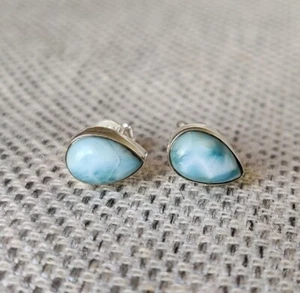 Pendientes Larimar en plata de ley delicados pendientes mínimos tachuelas pequeñas - Imagen 1 de 5