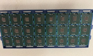 Intel Vintage Xeon LV 2.0/2M/667 Sockel 478 Dual Core LF80539KF0412M SL8WT - Bild 1 von 2