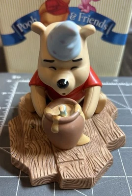 Disney Winnie Puuh & Freunde Hip, Hip Poohray für Geburtstage Figur Feder - Bild 1 von 4