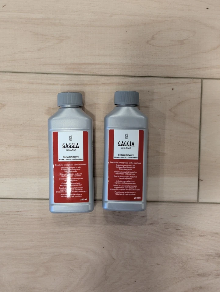 Gaggia Milano Decalcifier Descaler Solution (2 Bottles) - 250ml - Image 1 of 1