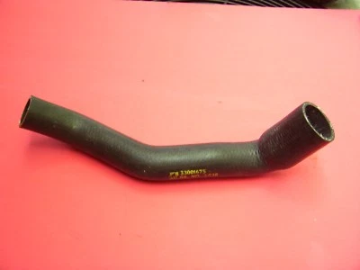 AMC Renault Alliance Encore  upper right radiator hose for 1.4 W-manual Trans :  - Изображение 1 из 4