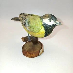 Hand Carved & Painted Wood Goldfinch? on Log Rustic Farmhouse 3.5 inches tall - Picture 1 of 8