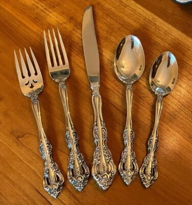 Oneida MICHELANGELO  CUBE Heirloom  Stainless Flatware - Choice - Image 1 of 4