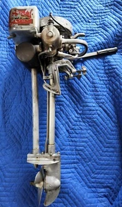 Vintage 1930s Johnson Model 200 Outboard Twin Stroke Motor - Picture 1 of 12