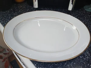 PLATO GRANDE PARA SERVIR FAIRMONT GOLDEN MIST - Imagen 1 de 3