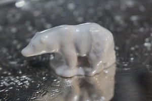 Vintage Wade England Ceramic White Polar Bear - Picture 1 of 6