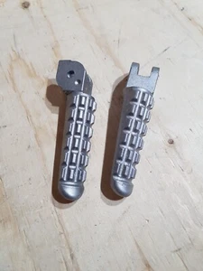 ♻️ Ducati Monster 1100 2008-2010 Foot Pegs Rear ♻️ - Picture 1 of 8