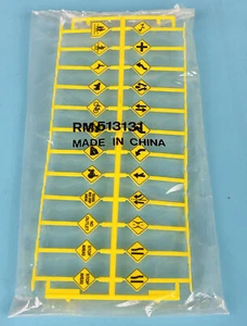 Bachmann RM 513131 HO Scale 24 Pack Railroad Yard and Street Signs NEW SEALED - Picture 1 of 4