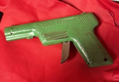 Antiguo - Coleccionable - Juguete de metal - Pistola de agua - Pistola de chorro WYANDOTTE Foto 1 de 4