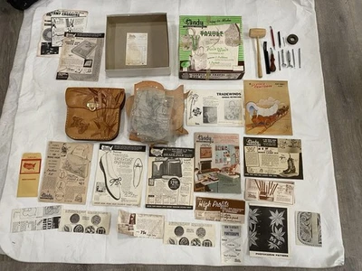 Large Lot of Vintage Tandy Leather Co. Ephemera - Image 1 of 4