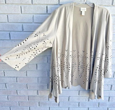 Cárdigan Chicos con detalles recortados. Chaqueta BOHO de gamuza sintética beige talla 2/grande Foto 1 de 4