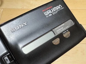 Sony WM-GX77 Aufnahme Walkman Kassetten Abspielgerät AM/FM Radio schwarz JANK Japan - Bild 1 von 9