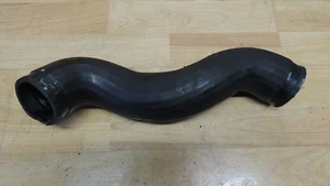 Ladeluftschlauch Schlauch Turbo Volvo V70 II 2,4 D5 Diesel 30680218 - Bild 1 von 1