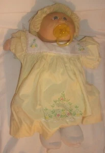 MUÑECA CHUPETE REPOLLO PARCHE VINTAGE CON PAÑAL COLECO CON VESTIDO - Imagen 1 de 7