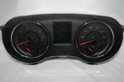 Cuadro de instrumentos velocímetro panel calibre 2014 Dodge Charger 53.866 millas Foto 1 de 4
