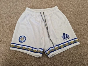 RARE VINTAGE LEEDS UNITED 1992-1993 LARGE BOYS HOME FOOTBALL SHORTS ADMIRAL - Picture 1 of 7