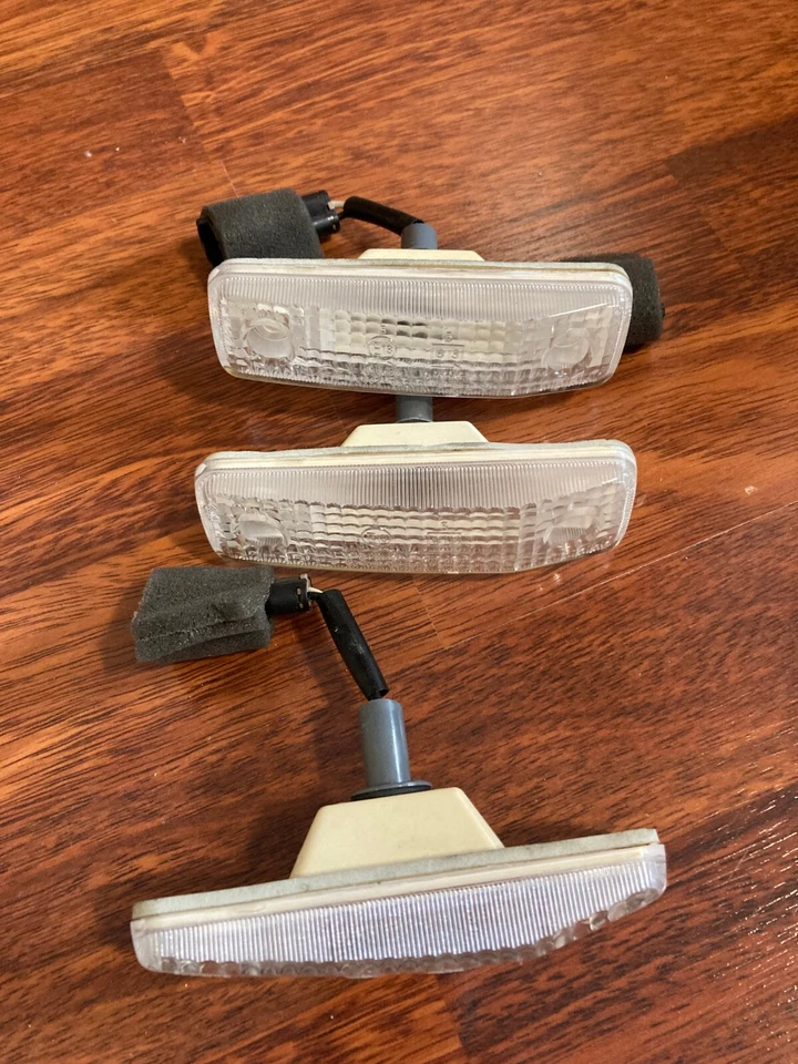 new Original Ssangyong Musso Blinker R Rechts (Theoretisch R=L) - Bild 1 von 1