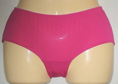 FRUIT OF THE LOOM - ROSA - TALLA 5 MICRO MALLA TRANSPIRABLE - PANTALÓN CORTO NIÑO  Foto 1 de 3