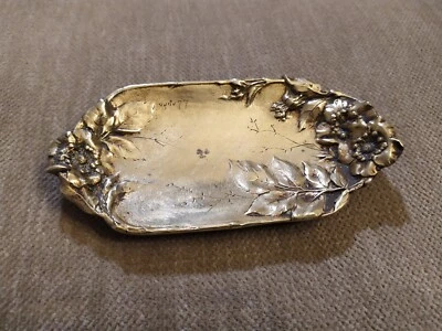 Vide Poche en Bronze Ancien signé . - Photo 1/4