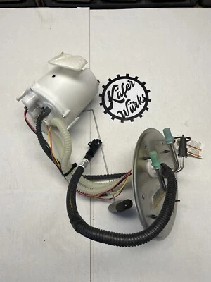 Fuel Pump and Sender Assembly Motorcraft PFS-278. 99-04 F250 F350 3C3Z 9H307 LB - Image 1 of 4