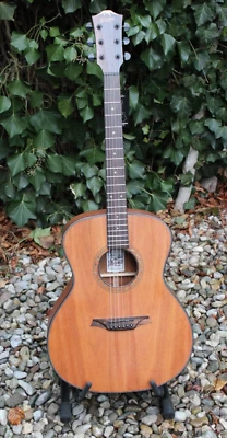 BROMO Chitarra Tahoma Serie Hillside Auditorium BAT2M Nuovo/New - Image 1 of 4