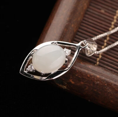 C10 Rimorchio Ovale Bianco Giada Decorato con Zirconia Argento Sterling 925 - Immagine 1 di 4