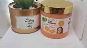 100% Original Veet Gold Vitamin C Super Body Scrub 500g - Picture 1 of 1
