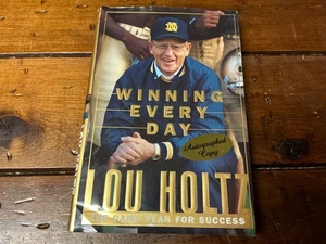 ** SIGNED ** LOU HOLTZ ** Winning Every Day ** (1998 HC/DJ) ** - Imagen 1 de 9