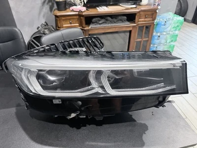 2020-2022 BMW 740i 750i 745e Headlight Right RH OEM LED 63119450234 - Image 1 of 4