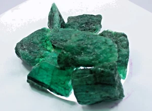 550 Ct Natural Emerald Huge Rough Earth Mined Certified Green Loose Gemstone Lot - Picture 1 of 7