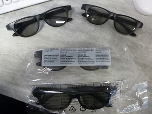 Lunettes 3D pour téléviseur Philips x4 (Occasion) - Photo 1/2