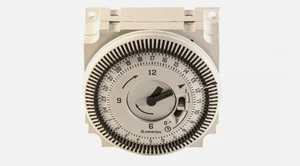 Ariston Mechanical Timeclock 60001910 - BRAND NEW AND SEALED - UK SELLER - Picture 1 of 1