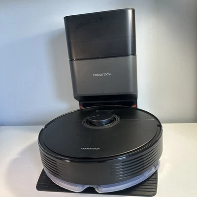 Roborock Q7 Max+ Robot Vacuum & Mop with Auto-Empty Dock – Used, Works Great - Image 1 of 4