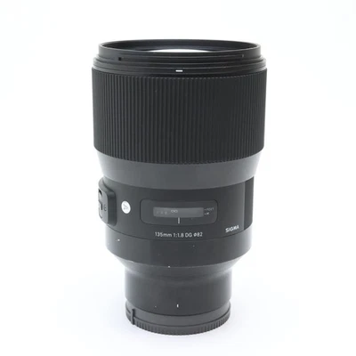 Sigma 135mm F/1.8 DG HSM Art (for Sony E mount) #583 - Image 1 of 4