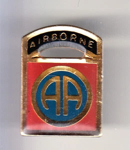 RARE PIN PINS PIN'S .. VINTAGE 1994 D-DAY DEBARQUEMENT 1944 ARMY AIRBORNE ~US1 - Picture 1 of 1