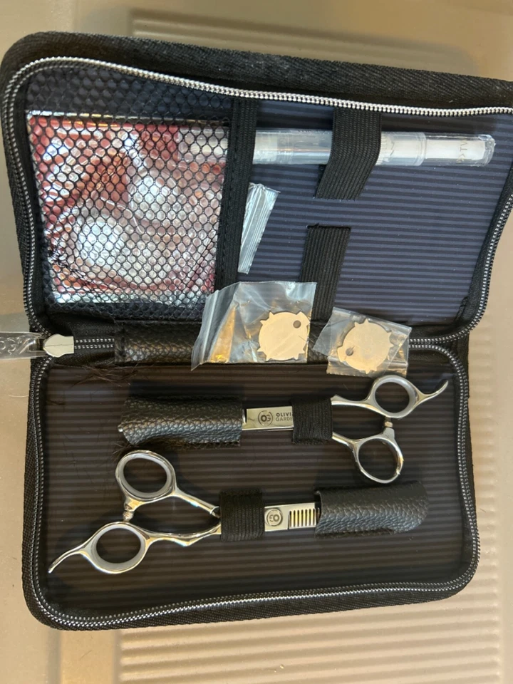 Olivia tijeras de cortar y adelgazar jardín  Foto 1 de 1