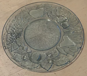 Plato de vidrio decorado vintage azul fruta prensada 10,5" - Imagen 1 de 3