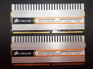 Corsair XMS2 2 GB (2x1 GB) DDR2 CM2X1024-6400C4DHX 800Mhz 1,80 V ver2.1 #R1267 - Foto 1 di 2