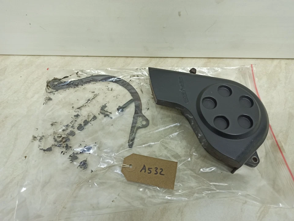 Cubierta de piñón delantero Honda Cbr 600 F4 2000 (carb) A532 Foto 1 de 1