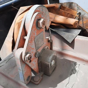 Hook Release for LB type 6G-5 - Old and Used Good - Bild 1 von 2