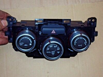 Controles de calefacción por aire acondicionado Subaru Impreza WRX Gen 3 2008-2012 Foto 1 de 4