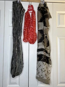 Infinity Scarves Lot of 3 Apt. 9 Unbranded Valentines Brown Beige Red  - Picture 1 of 11